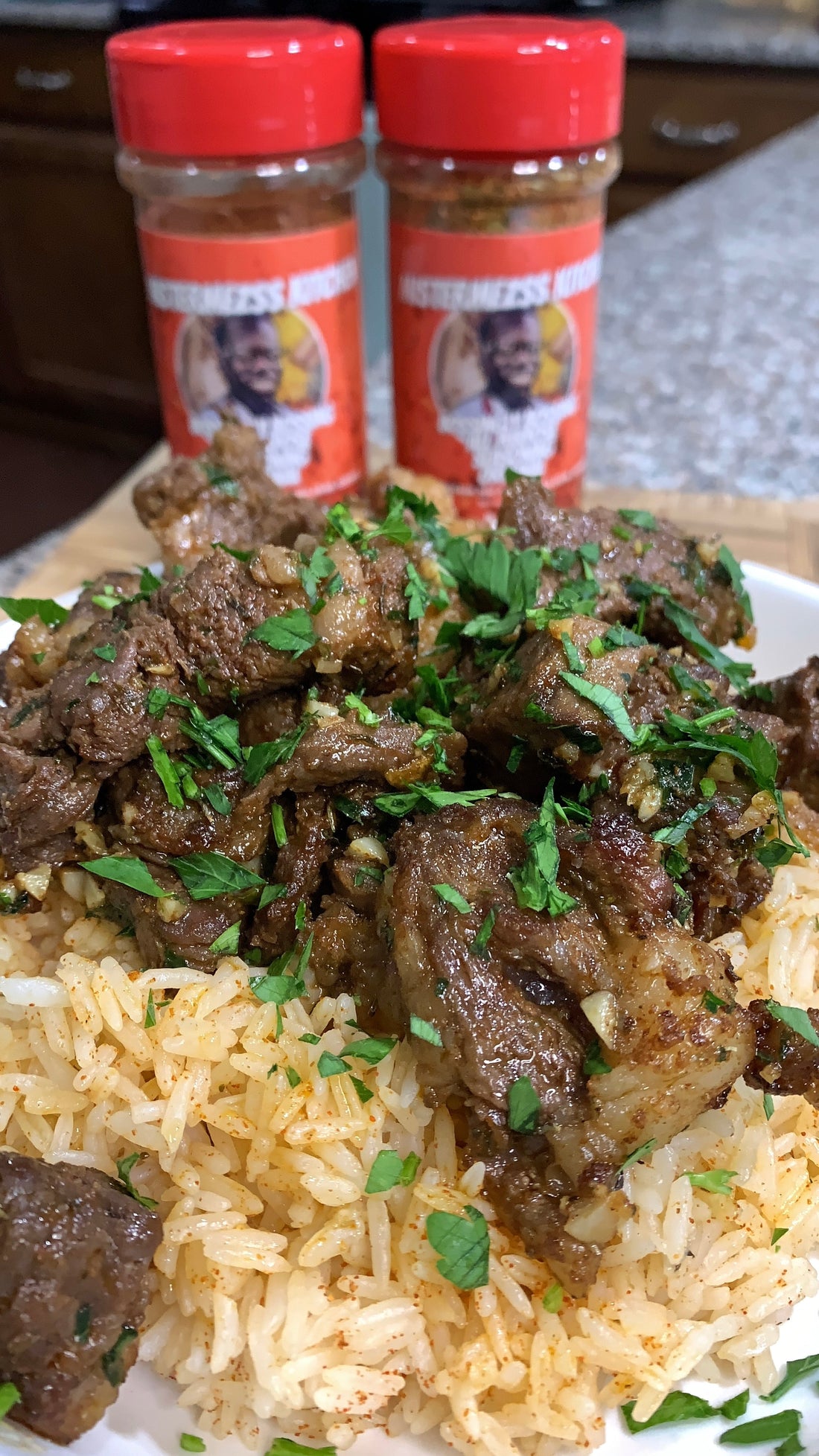 BOSSING 🔥 Garlic Butter Steak Bites